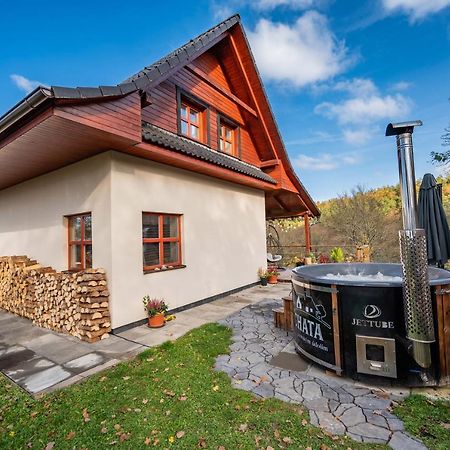 Chata Nad Lazenskym Udolim Villa Luhacovice Bagian luar foto